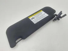 17-20 JAGUAR F-PACE PRESTIGE X761 RIGHT SUN VISOR BLACK ILLUMINATION T4A2534PVJ