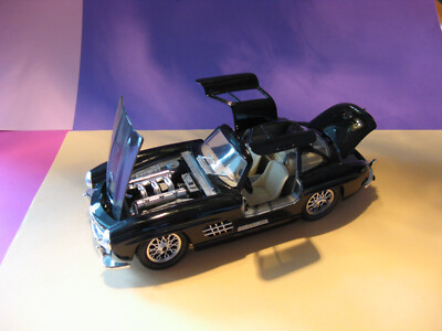 Liebhaberauto     MERCEDES BENZ 300 SL Bj. 1954 schwarz   Burago 1:24