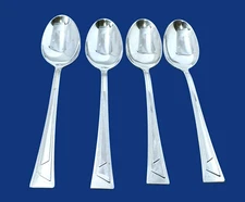 Oneida LEDGES Glossy USA Stainless Flatware -- Set of 4 Place Oval Soup Spoons