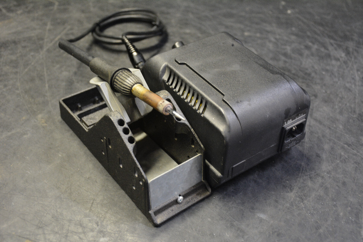 Pace ST25 Soldering Station w Iron and Holder | eBay