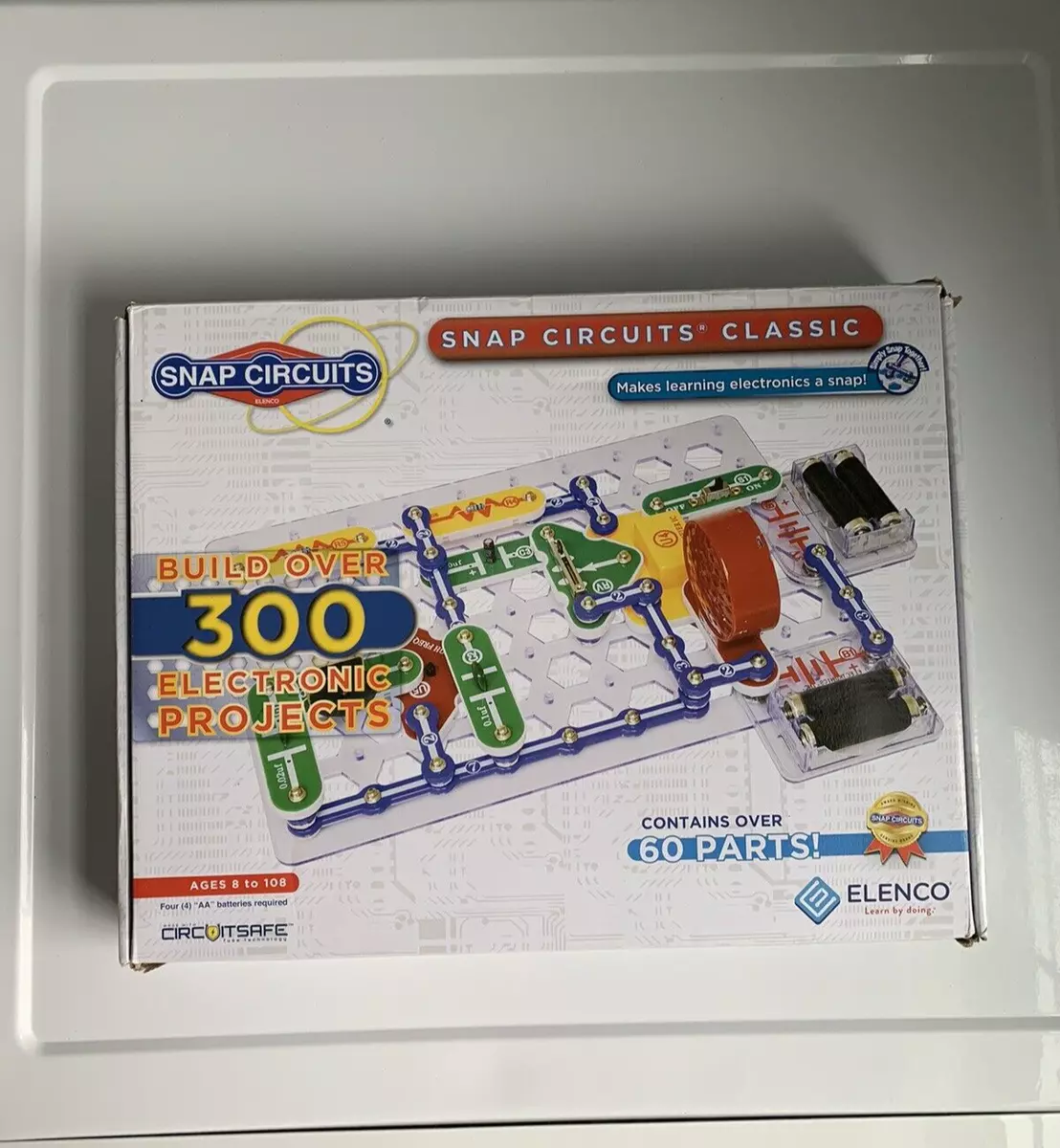  Snap Circuits Classic SC-300 Electronics Exploration Kit, Over  300 Projects, Full Color Manual Parts