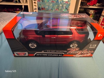 FORD Explorer XLT - 2015 - redmetallic - MotorMax 1:18