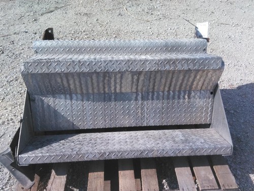Replaces 2005 KENWORTH W900 BATTERY BOX ,  IL