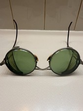 Vintage Round Green Sunglasses With Side Shields