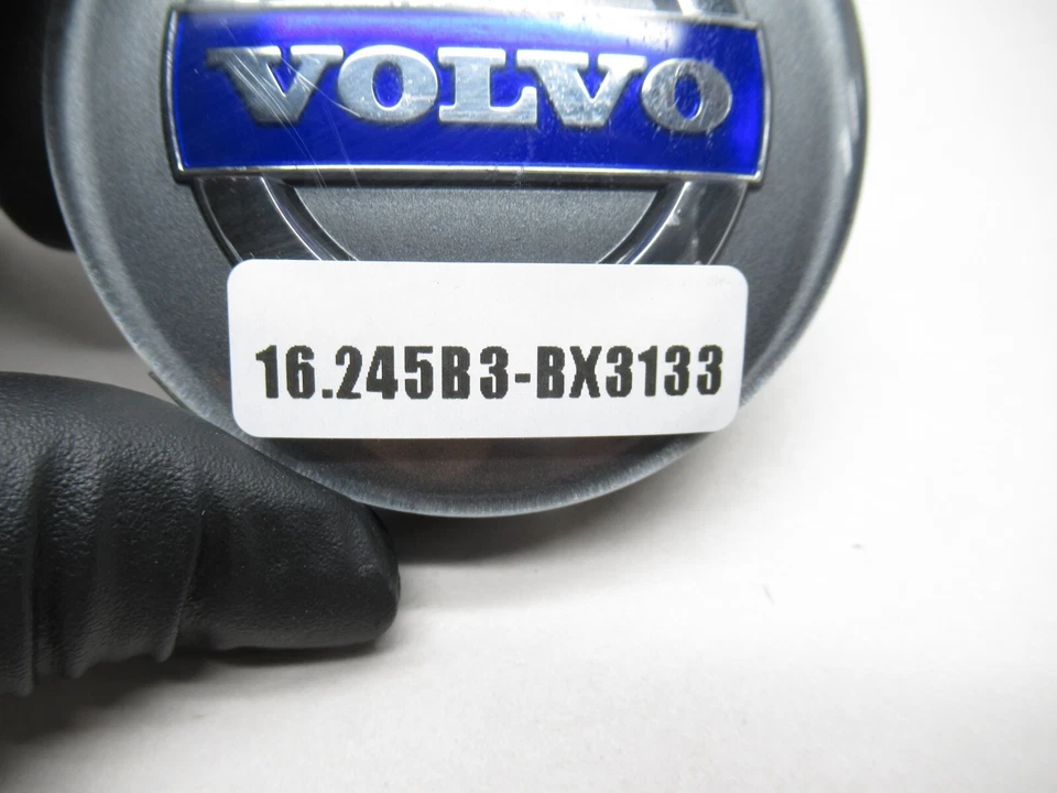 Tapa central de rueda Volvo XC60 2010-2013 30666913 OEM Foto 3 de 4