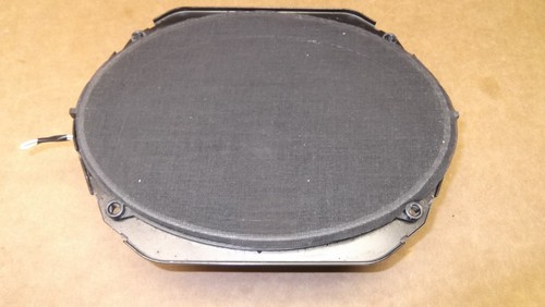 1998-04 300M LHS REAR SHELF INFINITY 