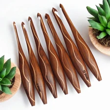 Wooden Crochet Hooks Set of 13 3mm to 12 mm Ergonomic Crochet Hook Needles