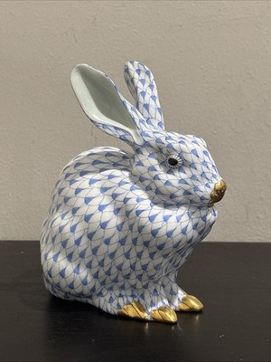 Herend Blue Fishnet Chubby Rabbit Easter Bunny Handpainted 24K Gold #15305 Large