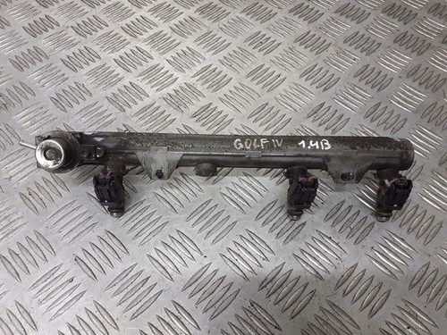 Volkswagen Golf IV 2004 Kraftstoffverteiler Einspritzleiste Verteilerrohr Benzin
