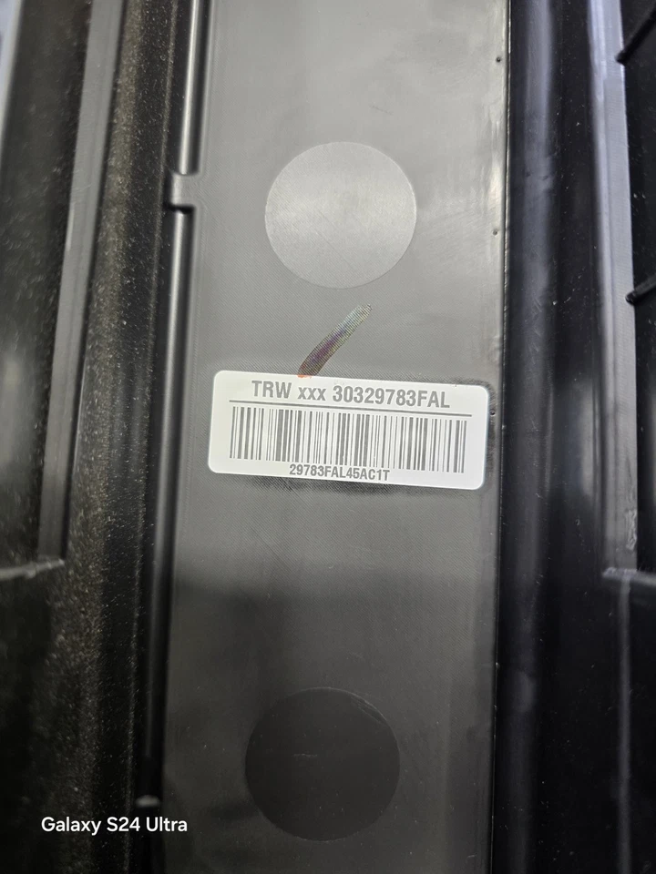 AL03373 2003-2005 Land Rover Range Rover Dashboard Safety Bag Cover RH Side OEM - Image 4 of 4