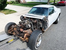 1971 White Chevrolet Corvette   | C3 Corvette Photo 1