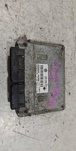 VW POLO 9N Motorsteuergerät ECU 03D906032C 3PD2501 5WP4012407 1.20 34696631