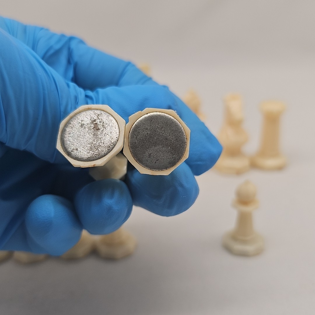 Replacement Drueke Chess Pieces Off-White Octagonal Plastic Weighted, 16 Pieces