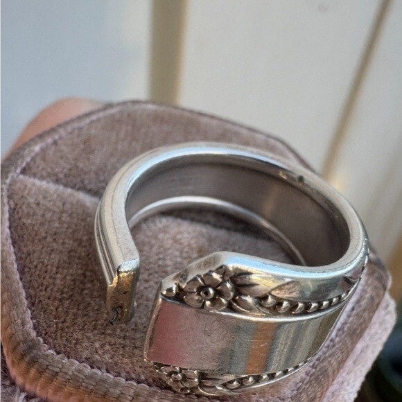 Vintage solid sterling silver SPOON ring!! Amazin… - image 14