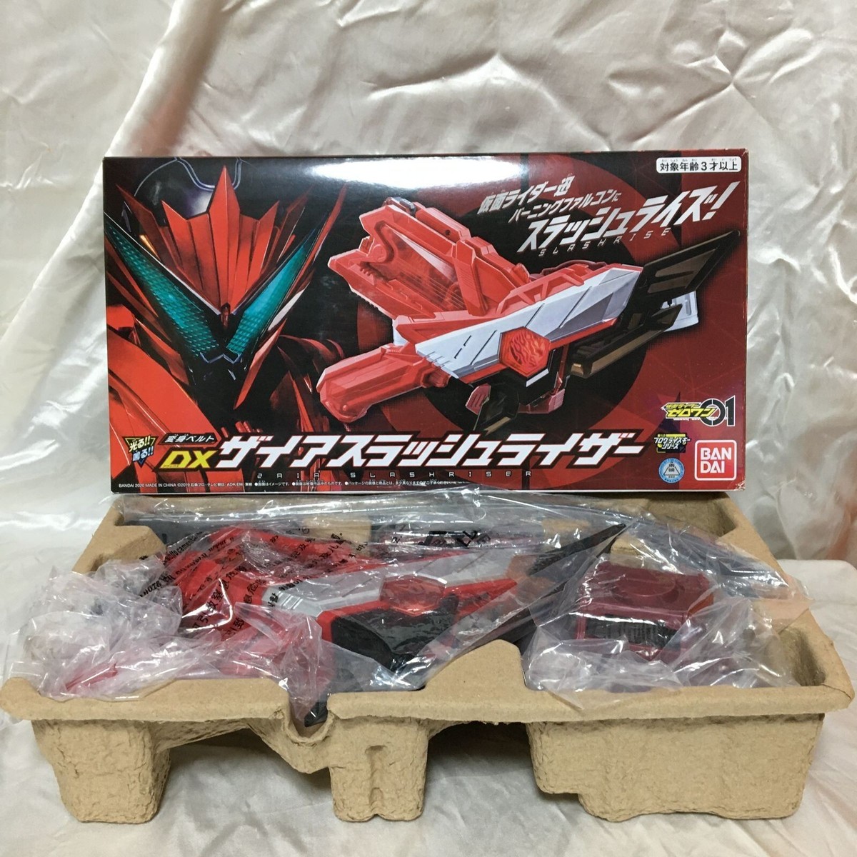 KAMEN RIDER ZERO One Transformation Belt DX Zaia Slashriser BANDAI EUR