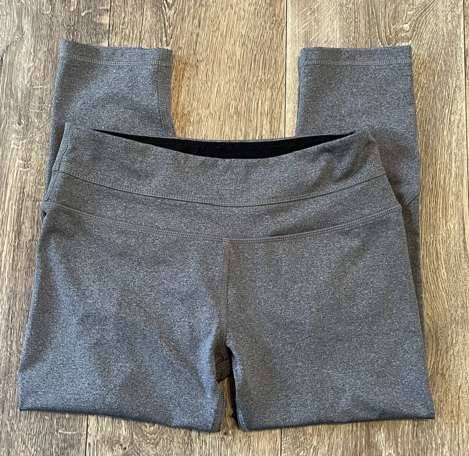 Miraclesuit Women's Medium Gray Performance Capri Legging Yoga Pants Athletic - Image 2 of 4