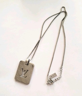 lv necklace mens