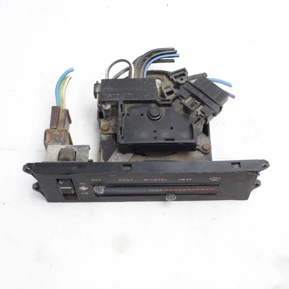 Panel de control climático RHD 84-96 Jeep Cherokee Xj Comanche MJ Wagoneer Foto 3 de 4
