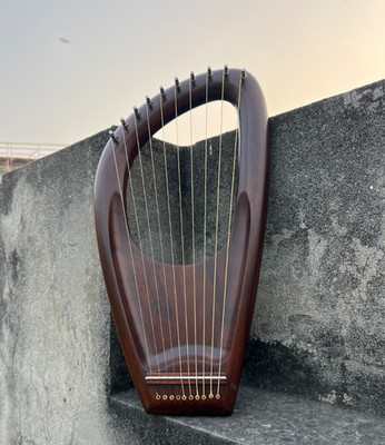 Handcrafted 10-String Pentatonic Lyre Harp   Solid Wood Frame with Strings