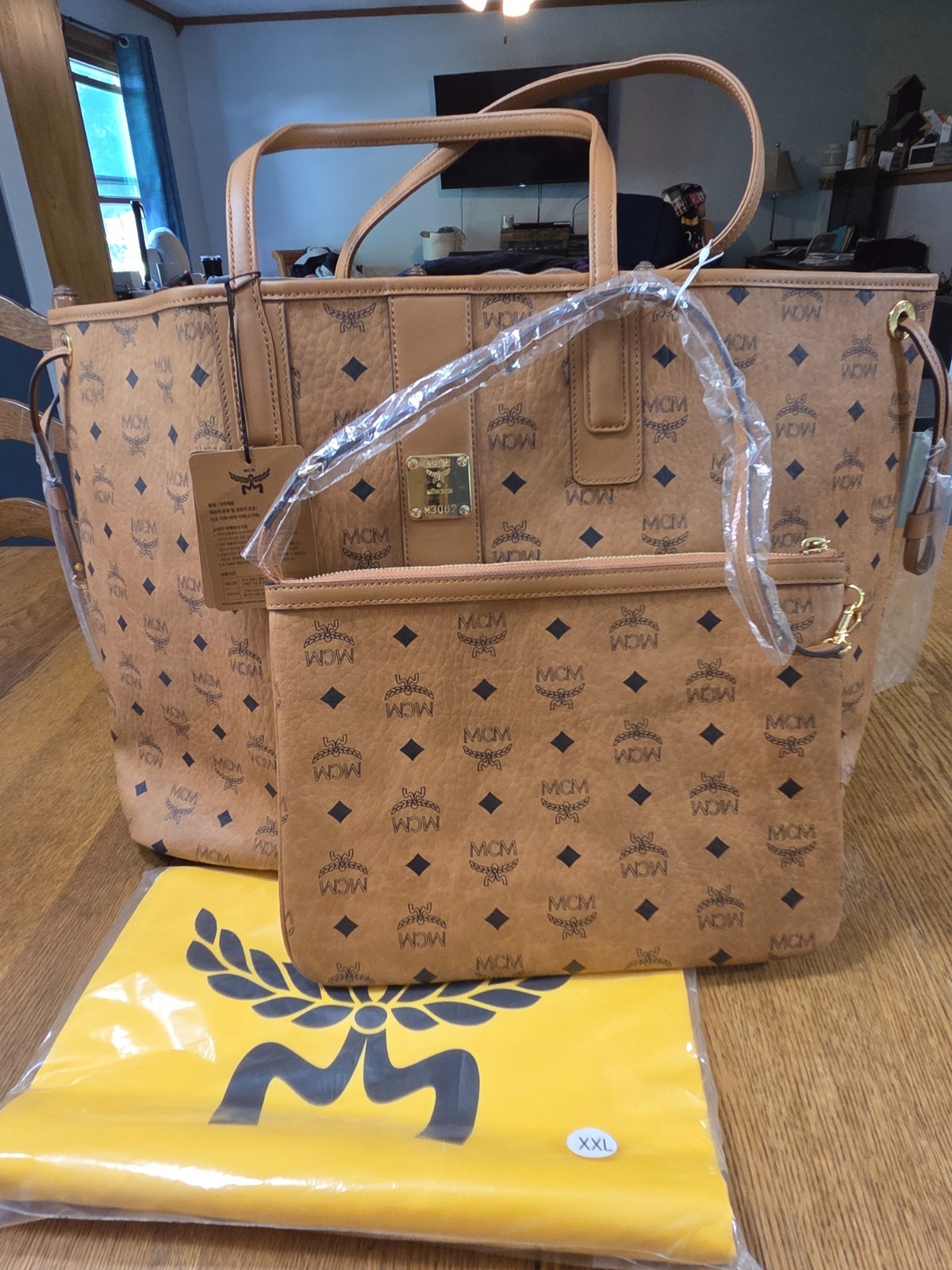 MCM Large Reversible Liz Shopper Tote Visetos Cognac NWT Bag, Pouch & Dustbag