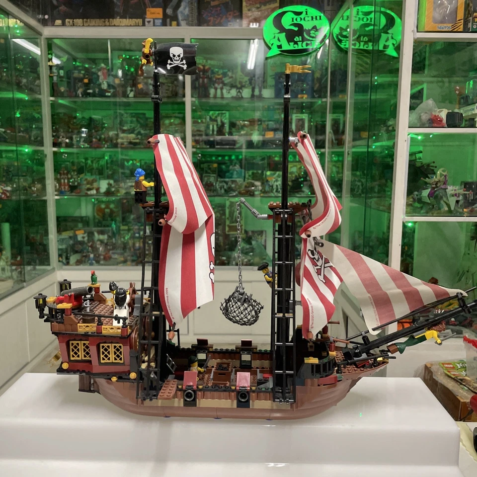 Lego PIRATES 6243 - Il Galeone Di Barba Di Ferro - Armada - Image 4 of 4