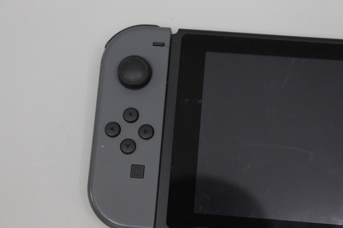 Nintendo Switch HAC-001(-01) 32GB Console with Gray Joy‑Con
