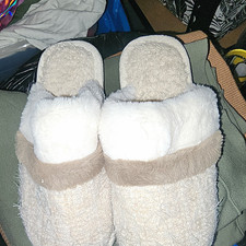 Women's Beige/White Faux Fur Open Toe Slip-On Slippers Lined Comfort US 10.5