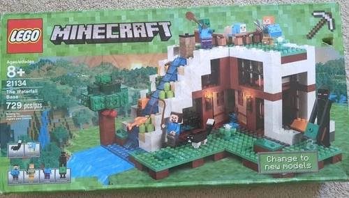 LEGO Minecraft: Die Wasserfallbasis (21134) - Neu geöffnete Verpackung versiegelte Tüten