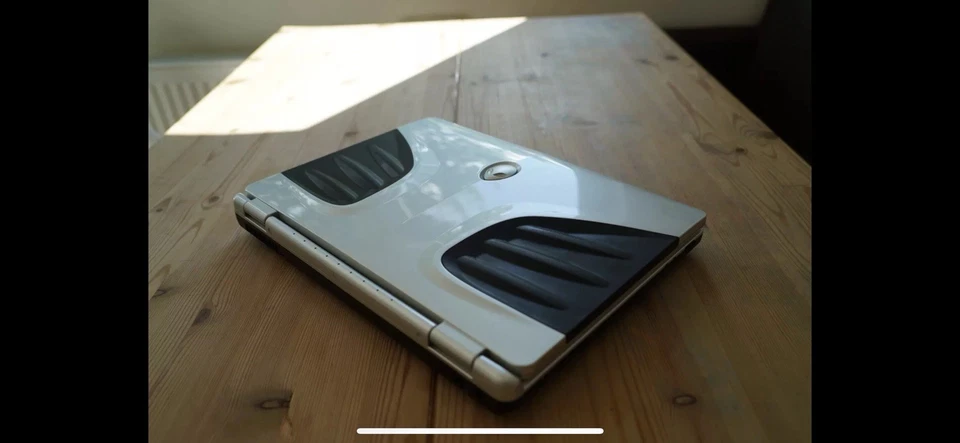 Alienware Area 51 M5500i R3, Sammlerstück, Traumzustand - Bild 4 von 4