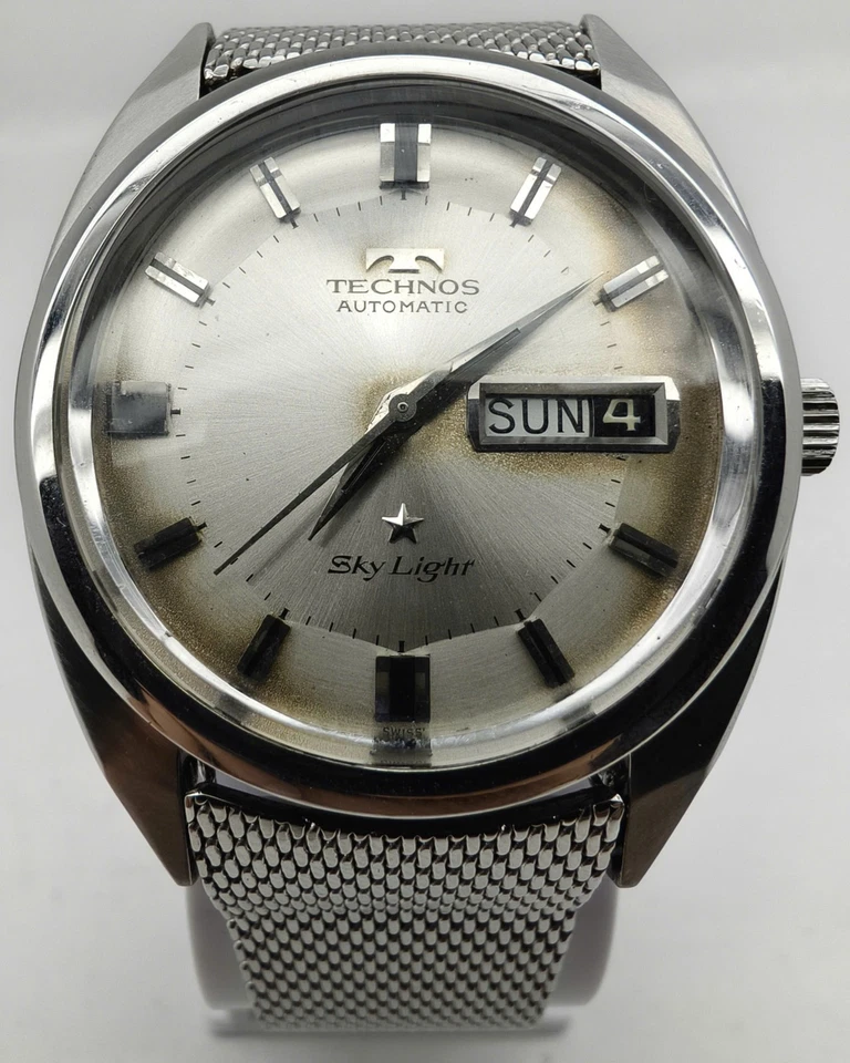 Reloj Vintage Technos Sky Light Automático 25 Joyas Día Fecha Pie Pan 2̀̀̀̀̀522! Foto 4 de 4