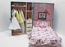 Franklin Mint Sandy Doll Grease Wardrobe Trun...