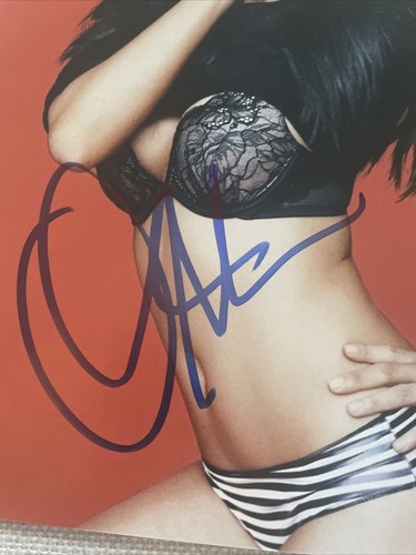 Olivia Munn Autografata 8X10 Bella Fotografia Autografata PSA/DNA - Foto 2 di 4