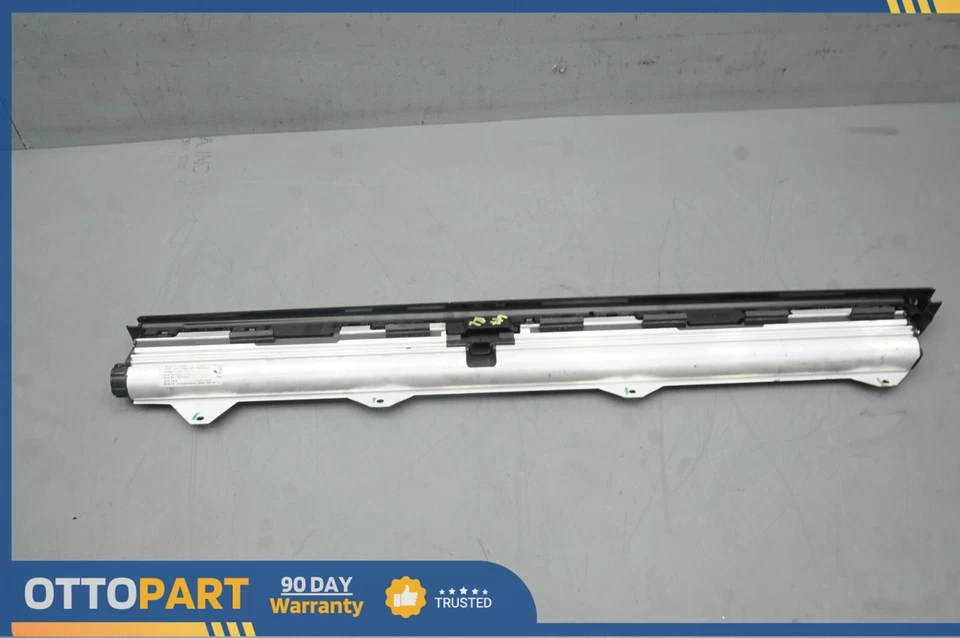 2013-2019 BMW 650i GRAN COUPE Rear Left Side Door Window Sun shade OEM 7288147 - Image 2 of 4