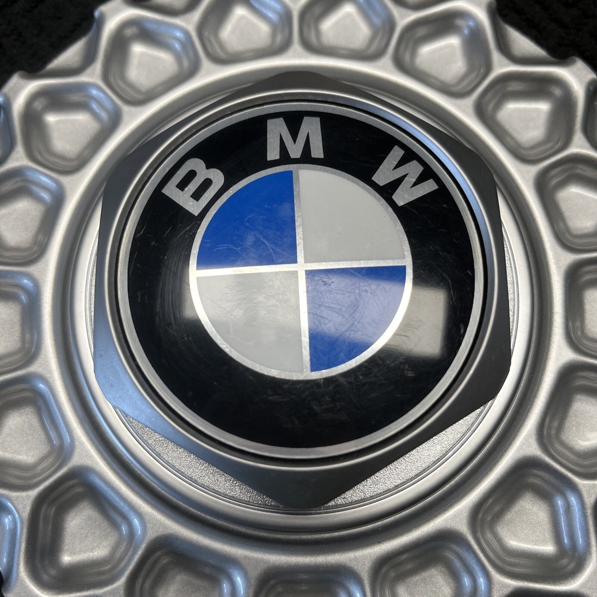 BMW BBS 0923137 Mesh Plate Twist Lock OEM Wheel Center Rim BMW BBS 0923137 Mesh Plate Twist Lock OEM Wheel Center Rim