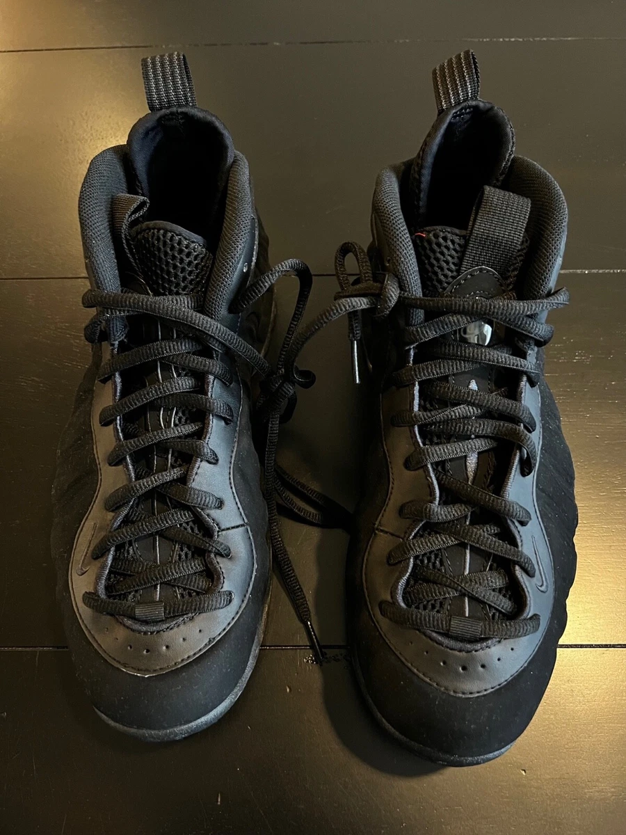Nike foamposite shop triple black