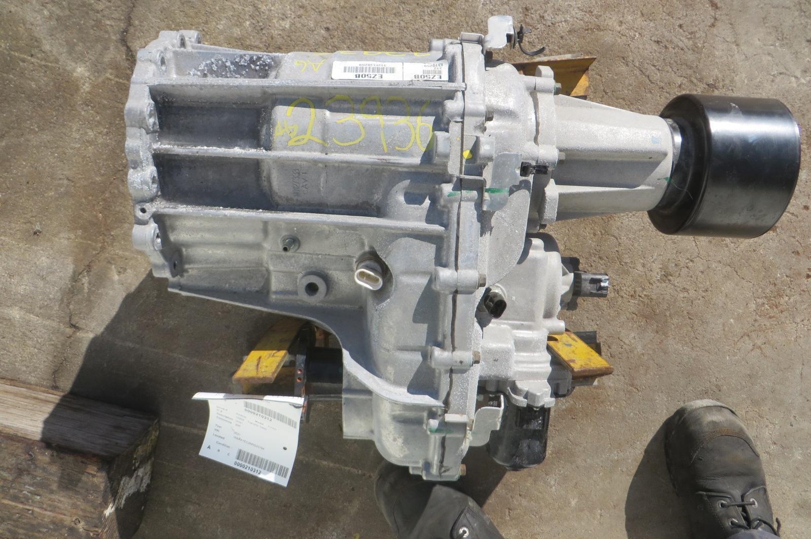 20202021 NISSAN TITAN Transfer Case 20K 4x4 OEM eBay