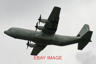 PHOTO  AEROPLANE LOCKHEED C-130J-30 HERCULES 'MM62193 / 46-59' FROM ITALIAN AF 5
