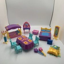 Dora The Explorer Magical Castle Lot of Dollhouse Furniture 17 Pieces