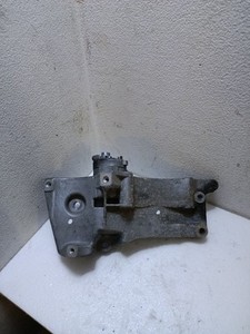 Halter Lichtmaschine Klimakompressor Aggregatehalter 036145169G VW Polo 9N Seat