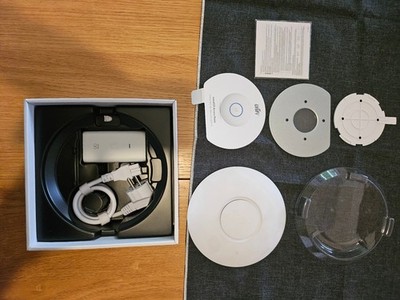 1/3 Ubiquity UniFi nanoHD WLAN Access Point inkl. POE Stromversorgung Kabel