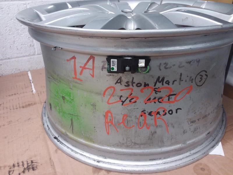Aston Martin DB9 2006 REAR Wheel