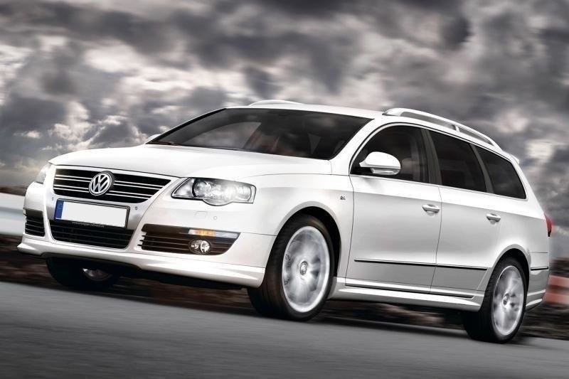 Bas de caisse Maxton pour VW Passat B6 look R-Line en ABS noir
