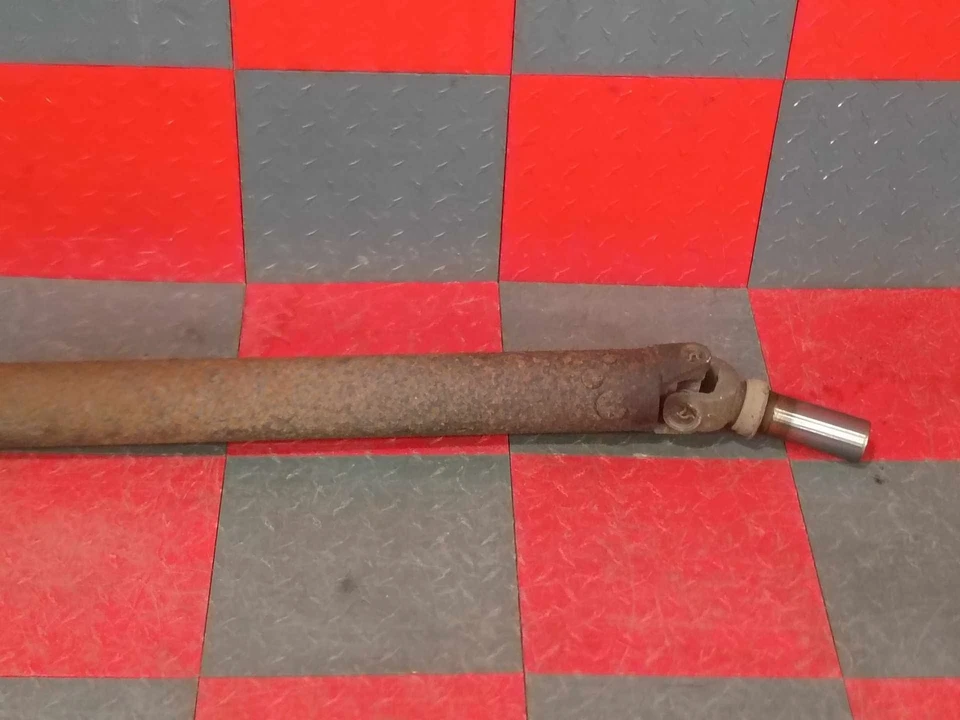 Chevrolet Silverado 2002-2007 4x4 cabina extendida eje de transmisión trasero hélice fabricante de equipos originales 85 k Foto 3 de 4