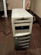 PC server HP  - Utile per pezzi di ricambio