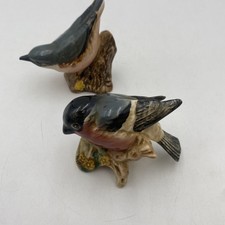 2 Beswick Birds Figures Nuthatch No 2413 and Bullfinch No 1042               L13
