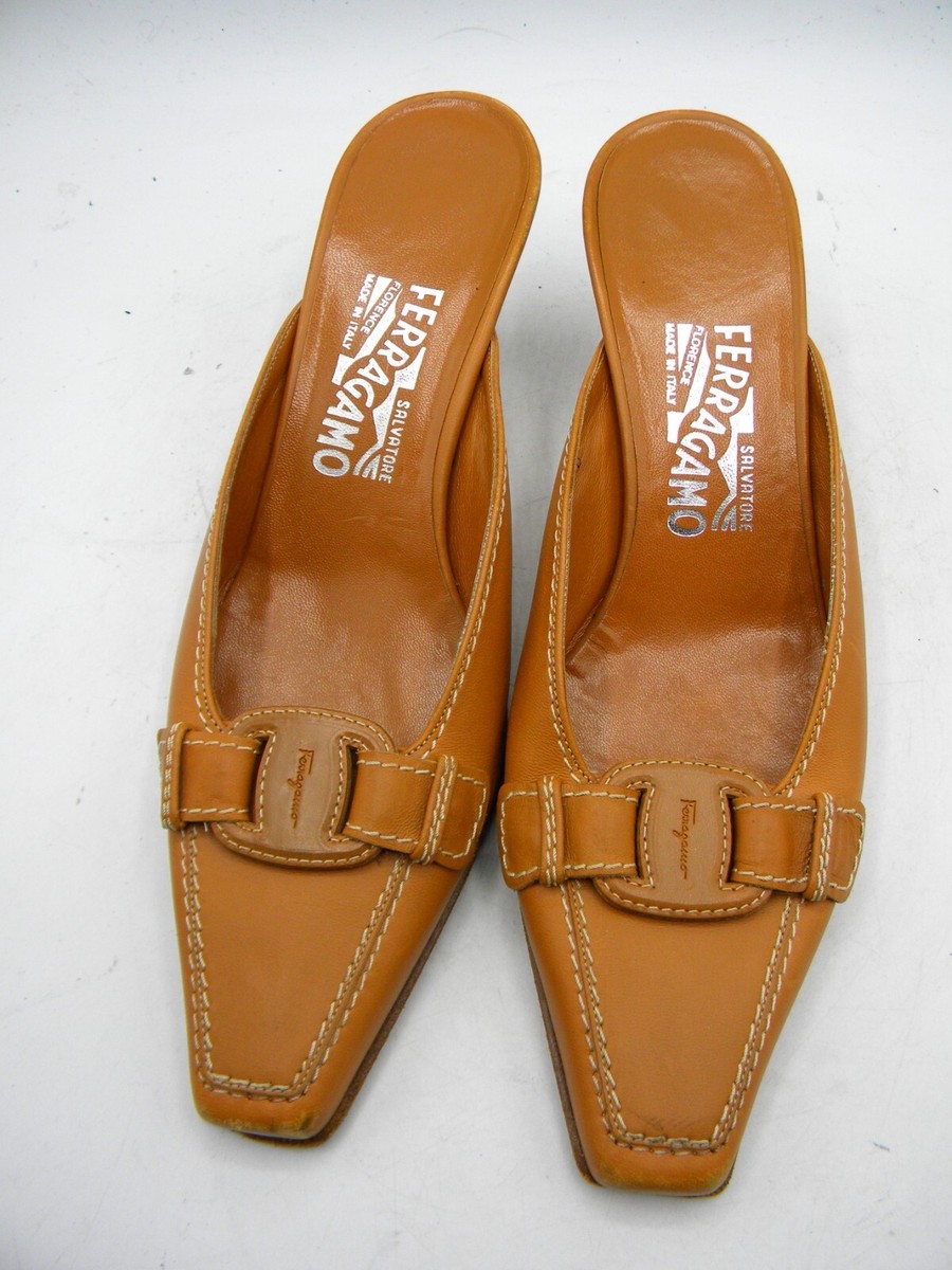 SALVATORE FERRAGAMO Caramel Tan Leather Kitten Heel Mules slides