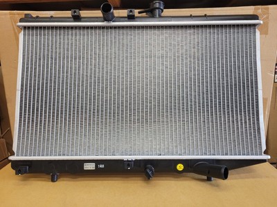Radiator For 2001-2002 Kia Rio 1.5L 4 Cyl With Plastic Tank Aluminum 1 Row Core 