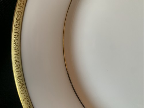 Charter Club Grand Buffet Classic Gold Set of 4 Luncheon/Salad Plates 9.5” - Picture 4 of 8
