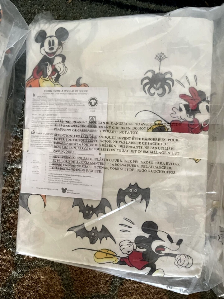 JUEGO DE SÁBANAS de vacaciones Pottery Barn Disney Mickey Mouse Halloween SummerEnween Party. Foto 4 de 4