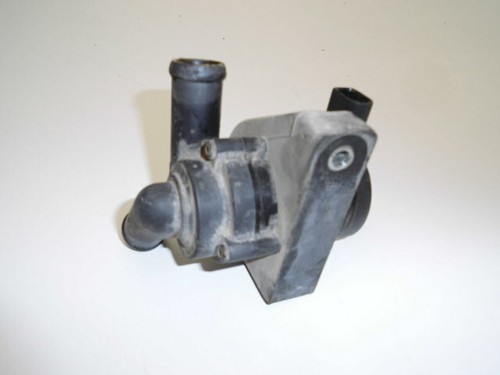 Audi S8 A8 4E Wasserpumpe Zusatzwasserpumpe Zusatzpumpe 4E0965559D - Bild 2 von 4